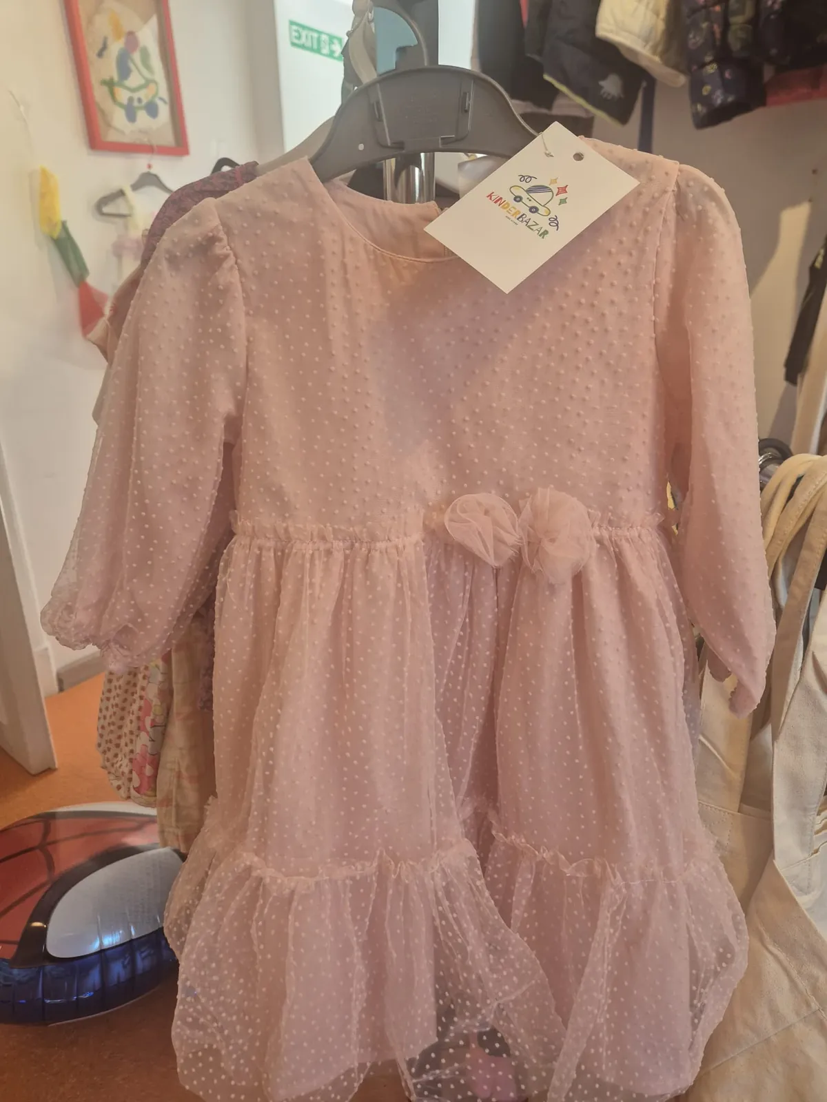 Rochie roz delicată pentru fetițe, selecție de haine second-hand premium Kinderbazar