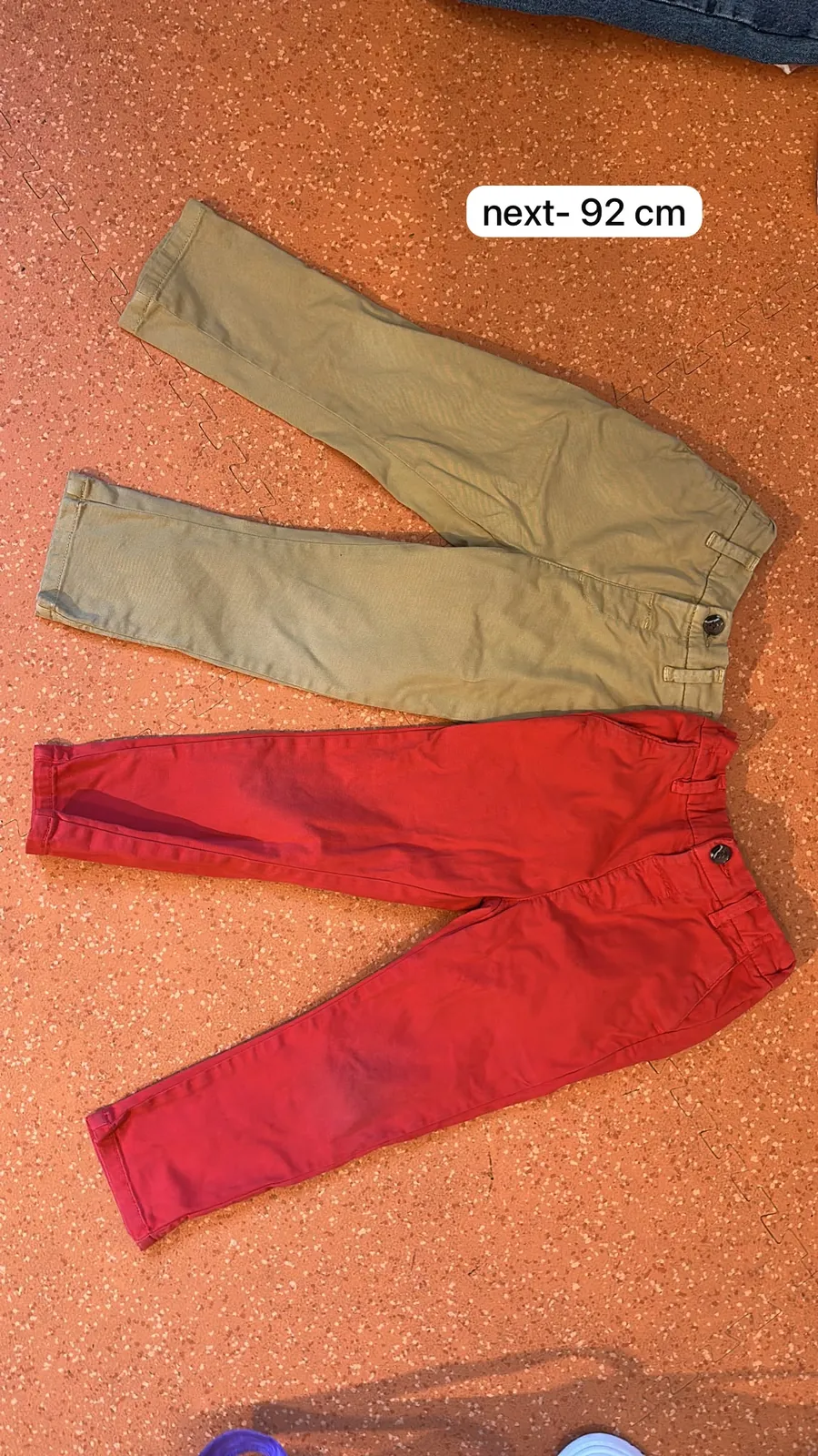 Pantaloni Next pentru băieți mărimea 92 cm, selecție haine second-hand Kinderbazar
